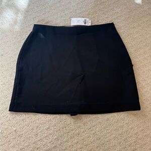 The A&F Scarlett Curve Love Forme Mini Skort